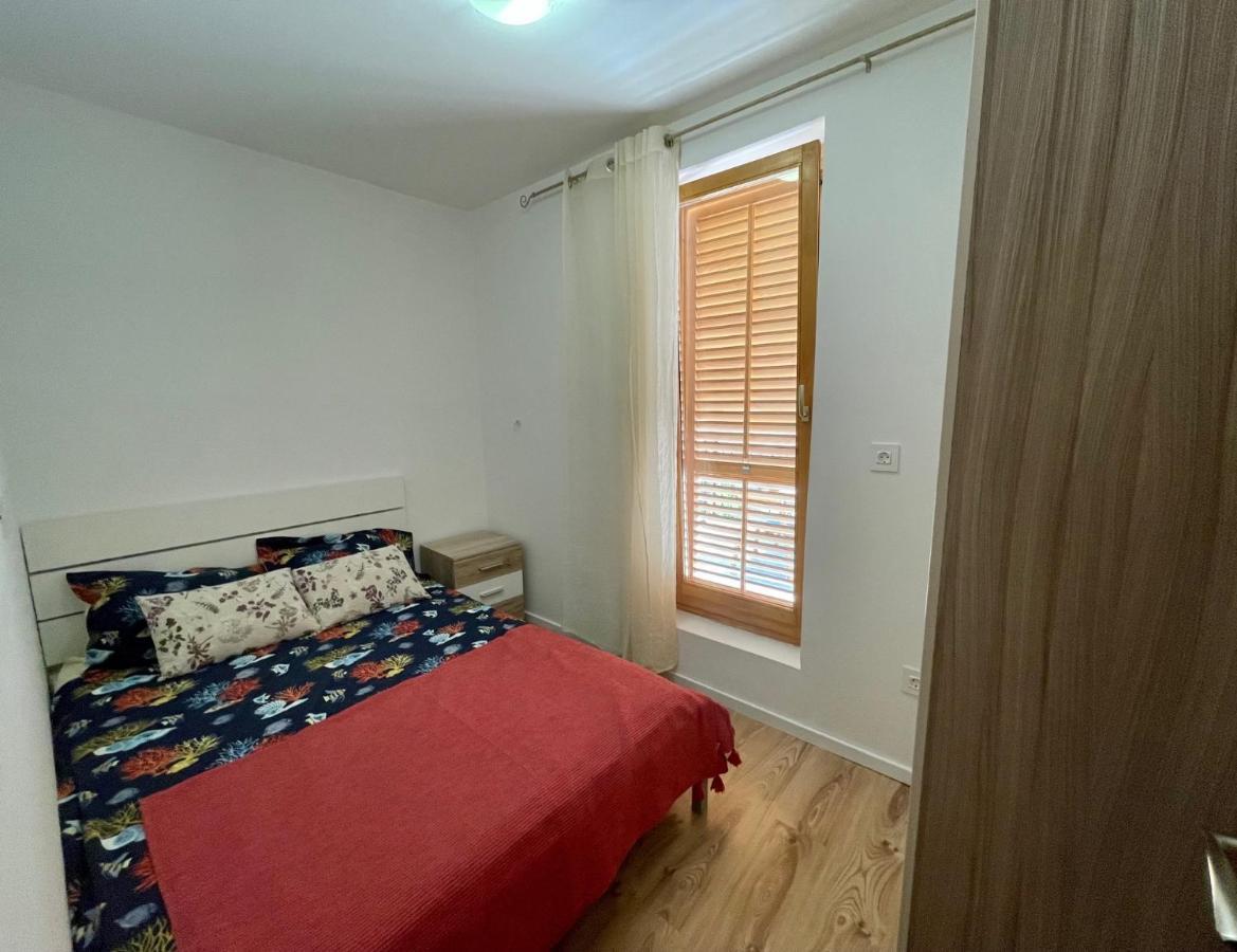 Lovro #1 & #2 Apartments Đảo Đảo Cres Ngoại thất bức ảnh