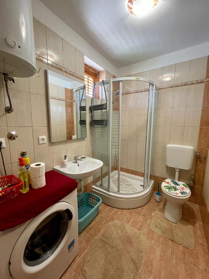 Lovro #1 & #2 Apartments Đảo Đảo Cres Ngoại thất bức ảnh