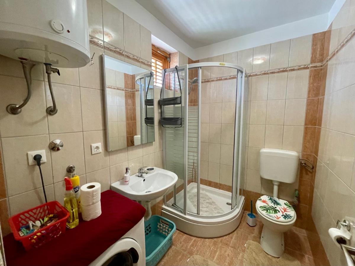Lovro #1 & #2 Apartments Đảo Đảo Cres Ngoại thất bức ảnh