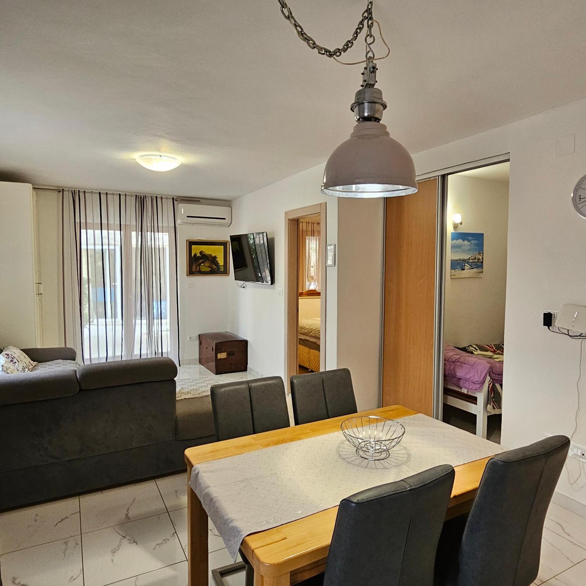 Lovro #1 & #2 Apartments Đảo Đảo Cres Ngoại thất bức ảnh